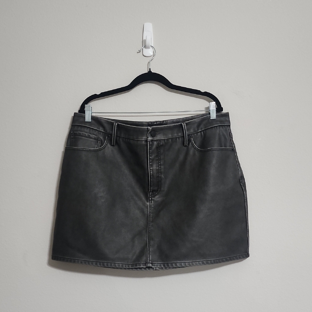 Good AmericanWomen's Faux-Leather Mini Skirt Size 15